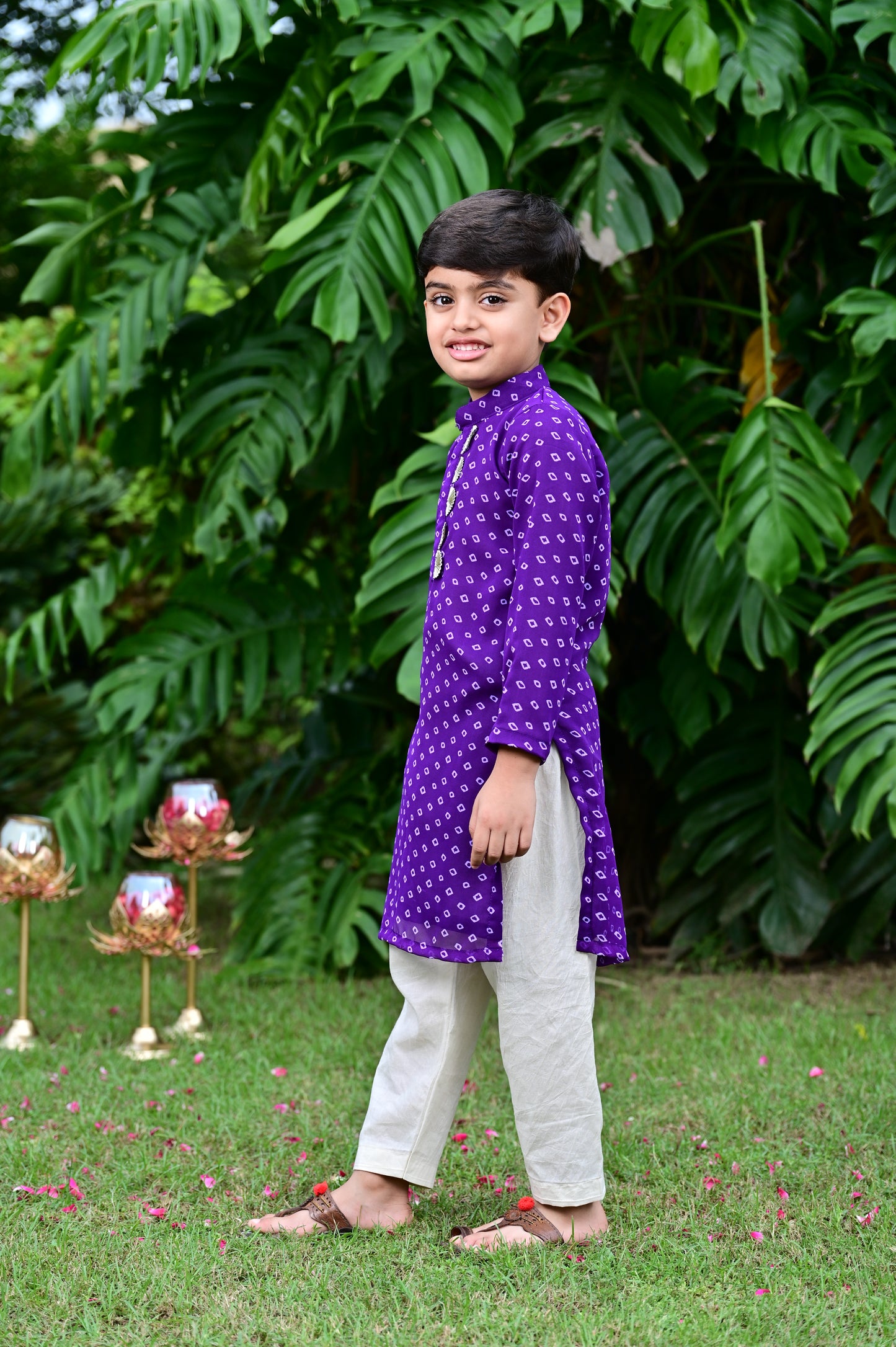 Boys purple color bandhani print embellished kurta along with cotton pajama