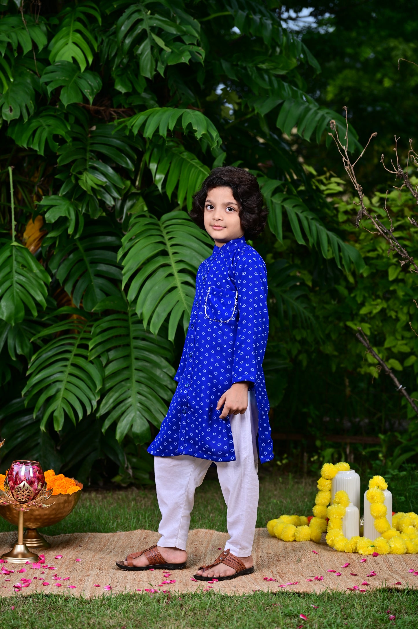 Boys blue color bandhani print embellished kurta along with cotton pajama