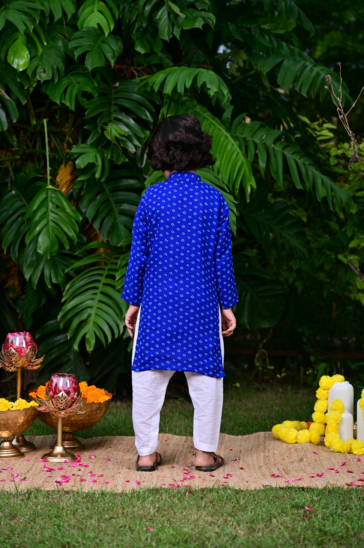 Boys blue color bandhani print embellished kurta along with cotton pajama