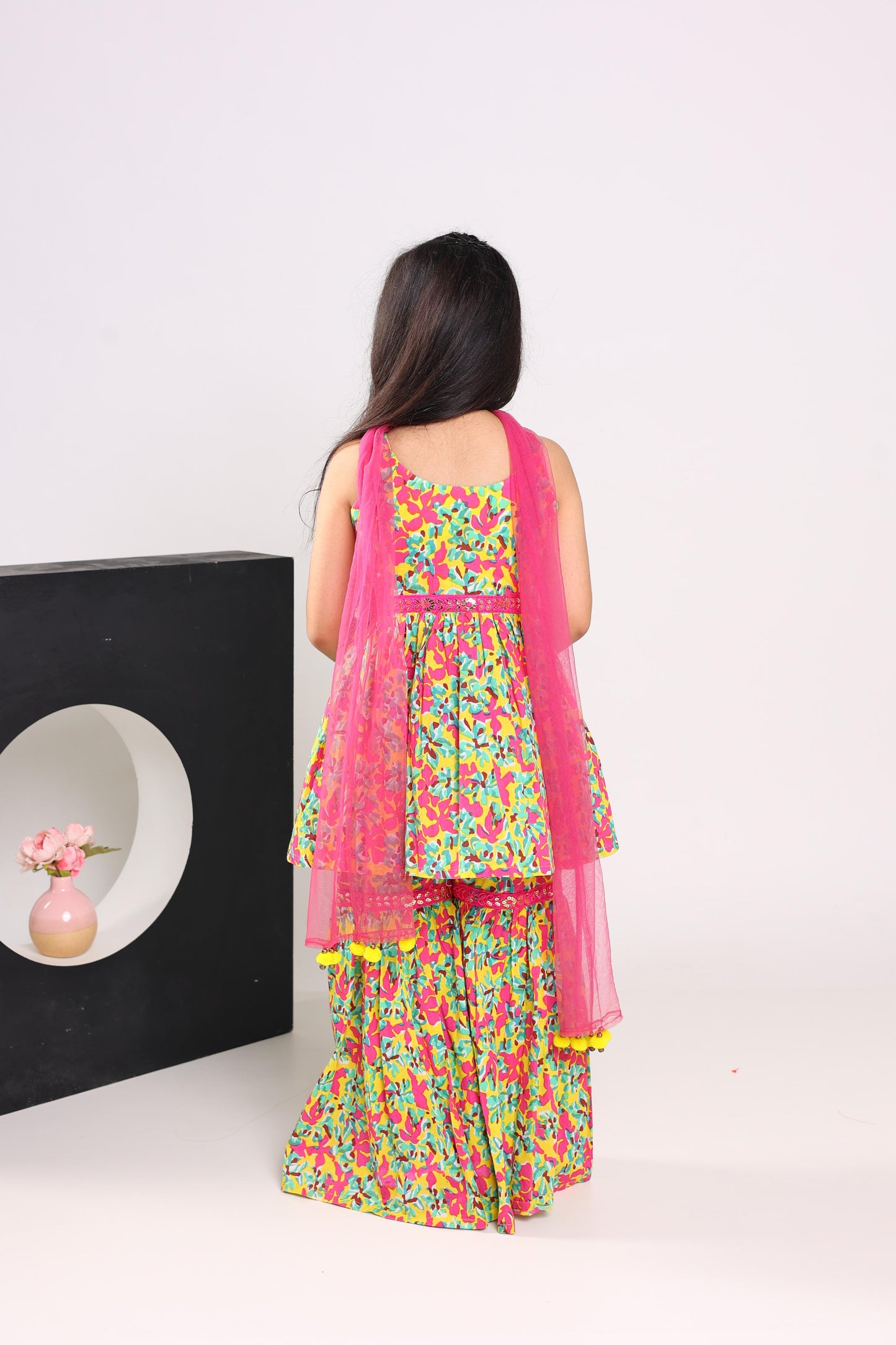 Yellow Pure Cotton Sleeveless Printed Knee Length Kurta Sets For Girls